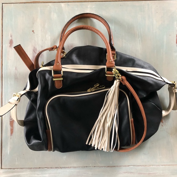 madden girl duffle bag